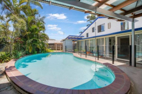 Pet Friendly Mooloolaba- Pool